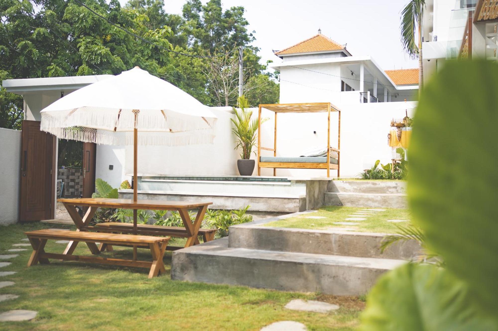 Cari Surf Camp & Studio'S 乌鲁瓦图 客房 照片